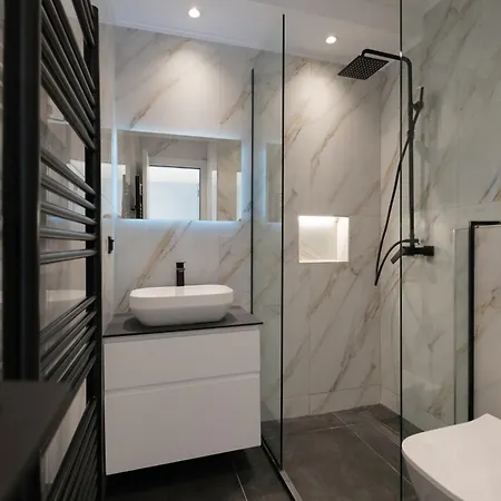 Azura Exclusive Villa *